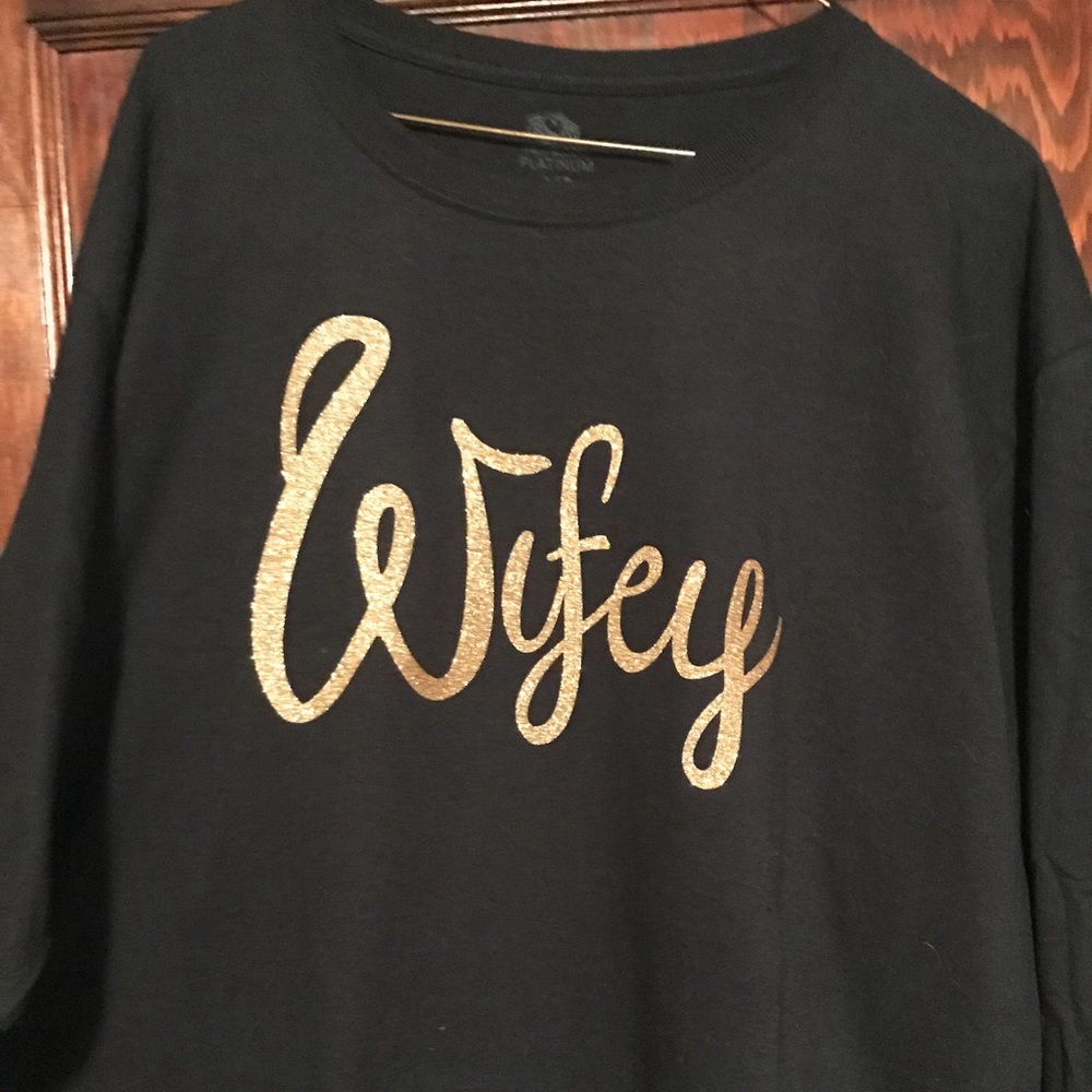 Wifey glitter tee